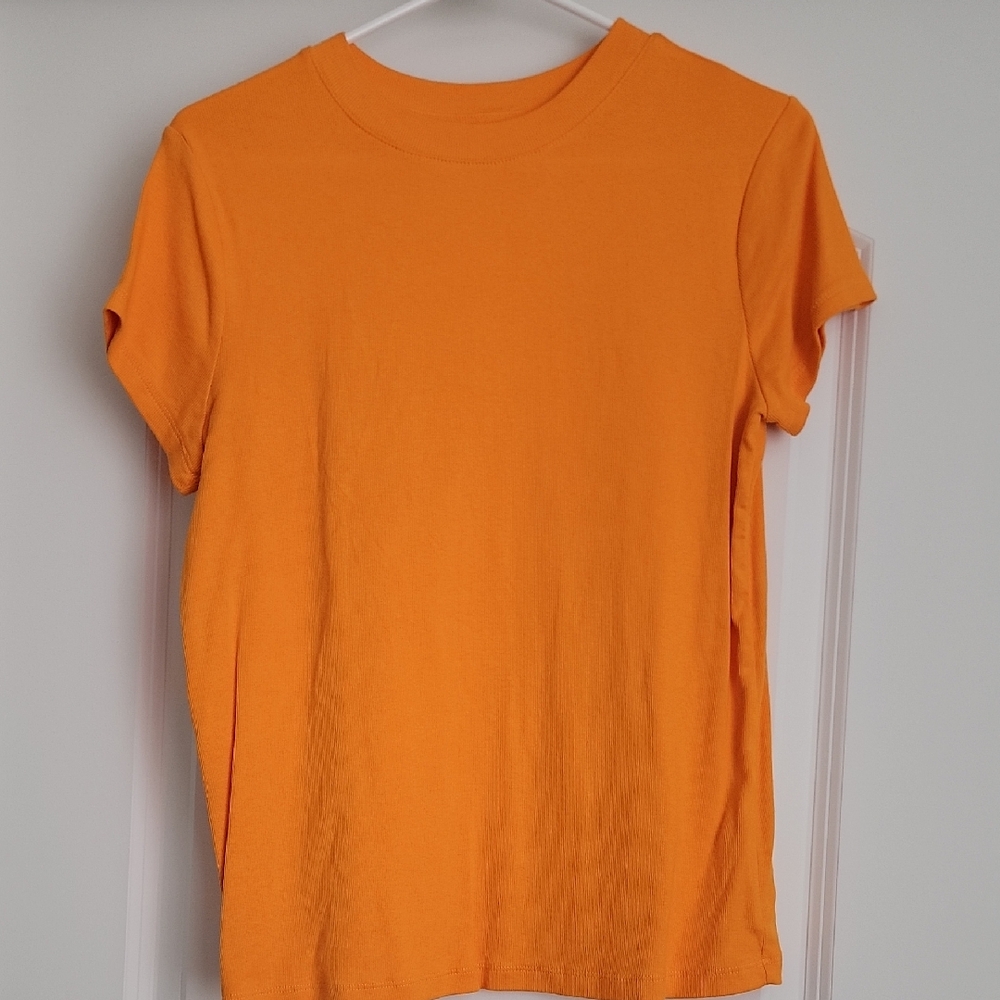 a new day Bright Orange Tee🎁